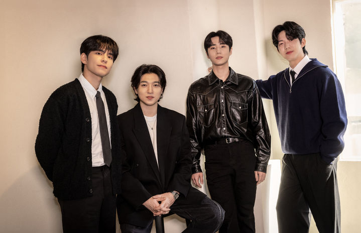 [서울=뉴시스] 밴드 데이식스가 18일 새 미니앨범 '포에버'를 발표했다. (사진=JYP엔터테인먼트 제공) 2024.03.18. photo@newsis.com *재판매 및 DB 금지