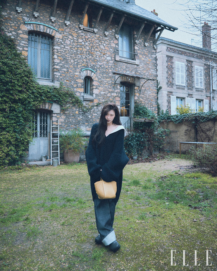 [서울=뉴시스] 그룹 '에스파(aespa)' 멤버 지젤. (사진=엘르 제공) 2024.03.19. photo@newsis.com *재판매 및 DB 금지