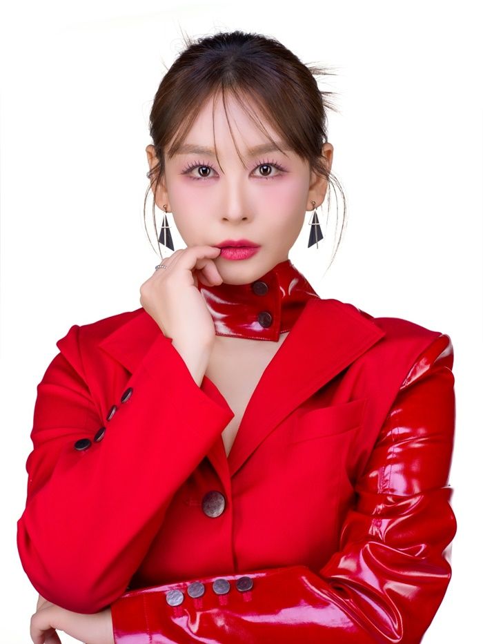 [서울=뉴시스] 가수 윤태화. (사진=좋은날엔 엔터테인먼트 제공) 2024.03.20. photo@newsis.com *재판매 및 DB 금지