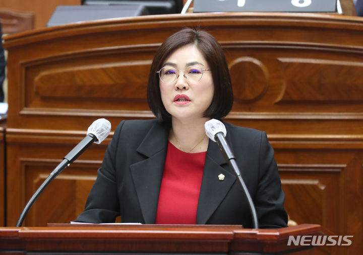 [전주=뉴시스]윤난슬 기자 = 전주시의회 천서영 의원(비례대표).(사진=전주시의회 제공) 