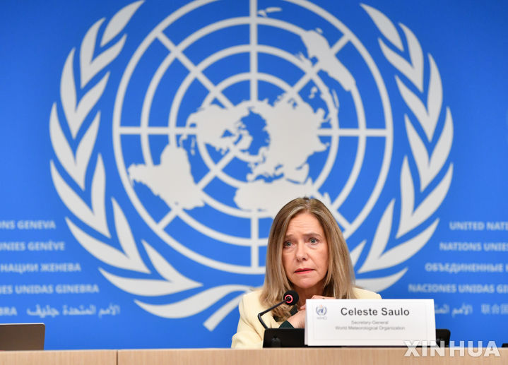 [제네바=신화/뉴시스] 사진은 기사와 무관. 셀레스테 사울로 유엔 세계기상기구(WMO) 사무총장이 19일 (현지시각) 스위스 제네바의 WMO 본부에서 기자회견하고 있다. 사울로 사무총장은 "파리 기후협약에서 합의했던 섭씨 1.5도 이내 제한선에 지금처럼 근접한 적이 없었다"라며 "이에 전 세계에 적색경보를 발령한다"라고 말했다. 2024.03.20.