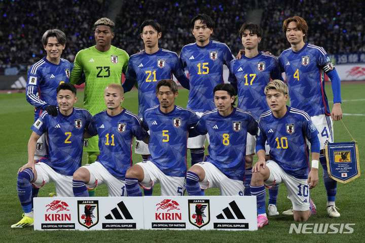 [도쿄=AP/뉴시스]2026 북중미월드컵 아시아 2차예선 북한전 나서는 일본 축구대표팀. 2024.03.21.