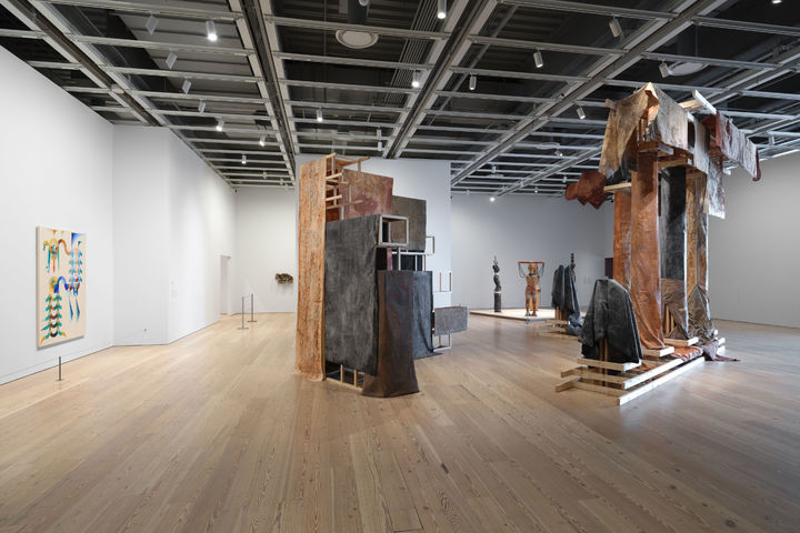 Whitney Biennial 2024: Even Better Than the Real Thing 전시 전경 출처: Photo: Steven Probert *재판매 및 DB 금지