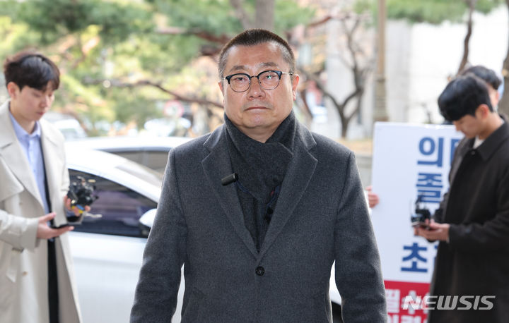 법원 "복지부, 박명하 의협 부회장 '의사 면허 정지' 취소해야"