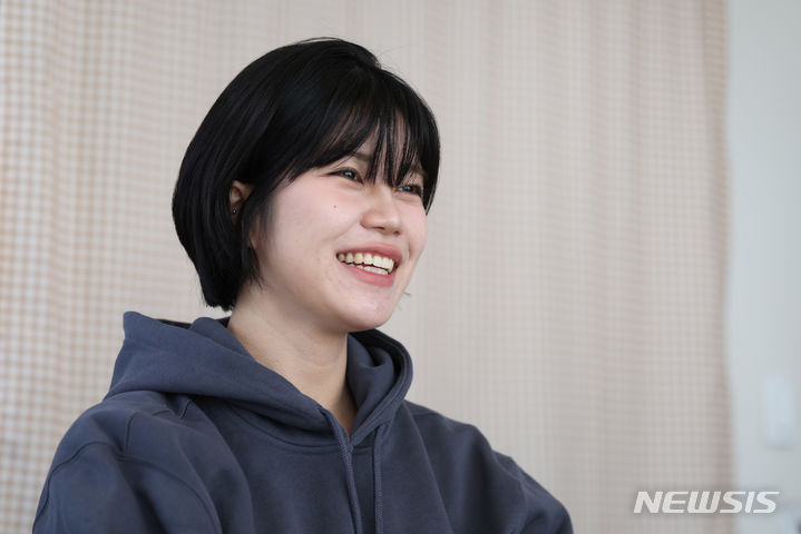 [서울=뉴시스] 권창회 기자 = 유튜버 댝생이 지난 20일 오후 서울 모처에서 뉴시스와 인터뷰를 하고 있다. 2024.03.22. kch0523@newsis.com