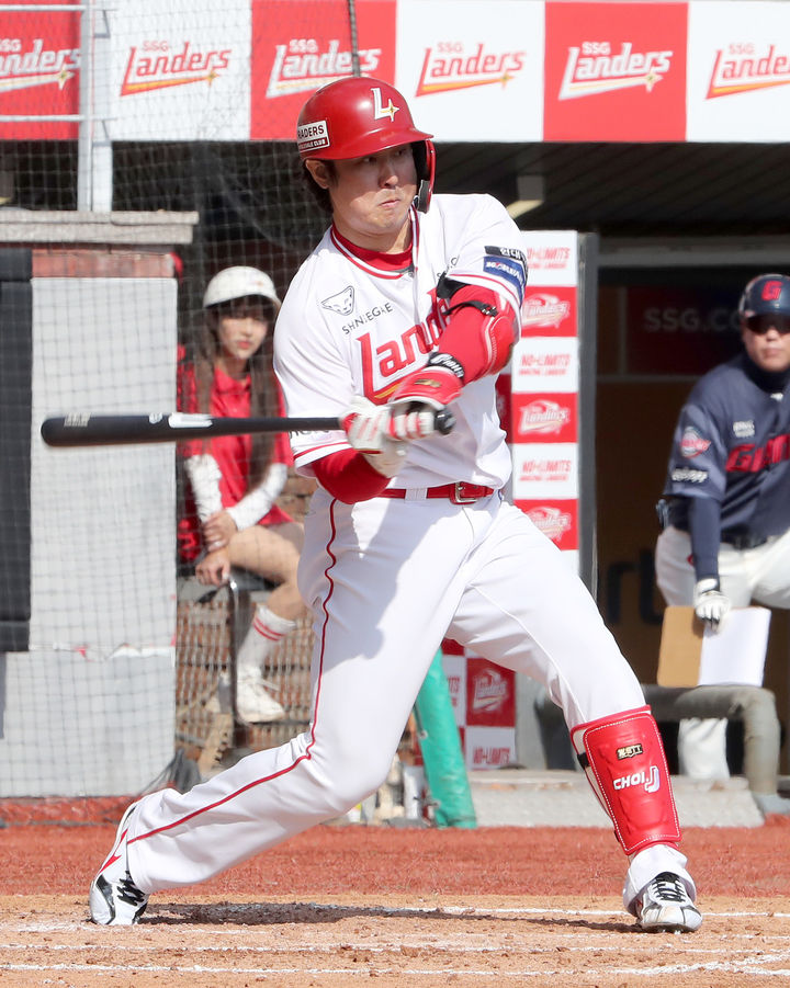 [서울=뉴시스] 프로야구 SSG 랜더스의 최정. (사진 = SSG 랜더스 제공) *재판매 및 DB 금지