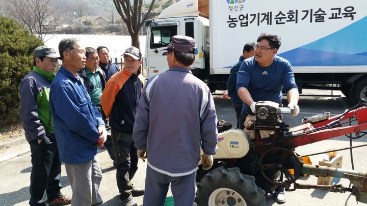 '농업기계 순회 기술교육' 모습. *재판매 및 DB 금지