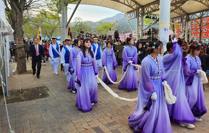 [창녕=뉴시스] 오는 29일부터 31일까지 창녕군 부곡온천 관광특구 일원에서 부곡온천축제가 열린다. (사진=창녕군 제공) 2024.03.26. photo@newsis.com *재판매 및 DB 금지