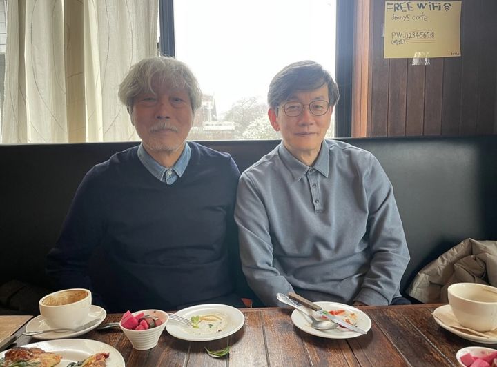 [서울=뉴시스] 배철수(왼쪽), 손석희. (사진=배철수 인스타그램 캡처) 2024.03.26. photo@newsis.com *재판매 및 DB 금지