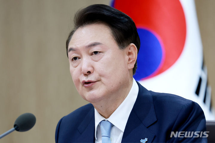 [서울=뉴시스] 전신 기자 = 윤석열 대통령이 26일 서울 용산 대통령실 청사에서 열린 국무회의를 주재하고 있다. (대통령실통신사진기자단) 2024.03.26. photo1006@newsis.com