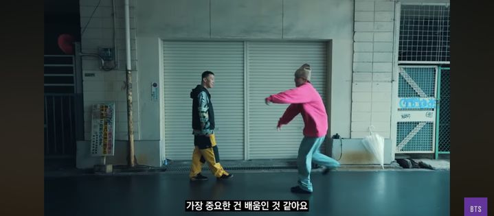 [서울=뉴시스] 제이홉 다큐멘터리 시리즈 '호프 온 더 스트리트'. (사진 = 티빙 제공) 2024.03.28. photo@newsis.com *재판매 및 DB 금지