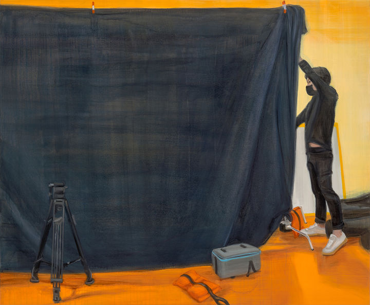 박진아. 〈검은 천 01〉 2023 Oil on linen 120 x 145.5 cm Courtesy of the artist and Kukje Gallery 사진: 안천호 이미지 제공: 국제갤러리 *재판매 및 DB 금지