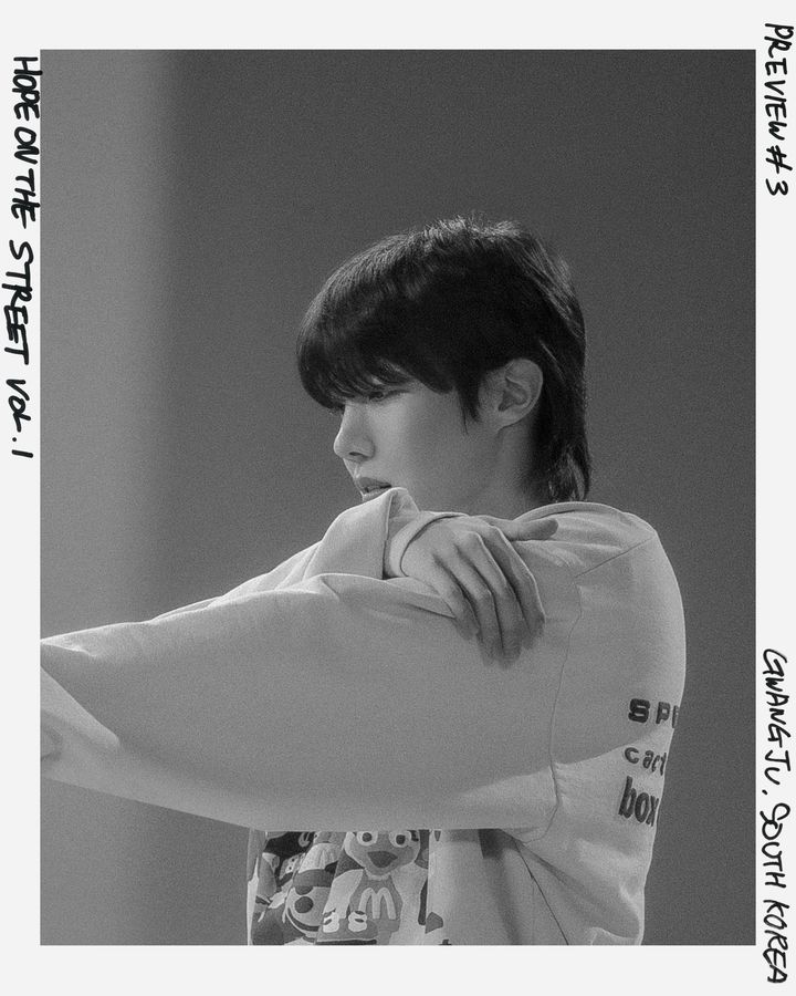 [서울=뉴시스] 방탄소년단 제이홉. (사진 = 빅히트 뮤직 제공) 2024.03.29. photo@newsis.com *재판매 및 DB 금지