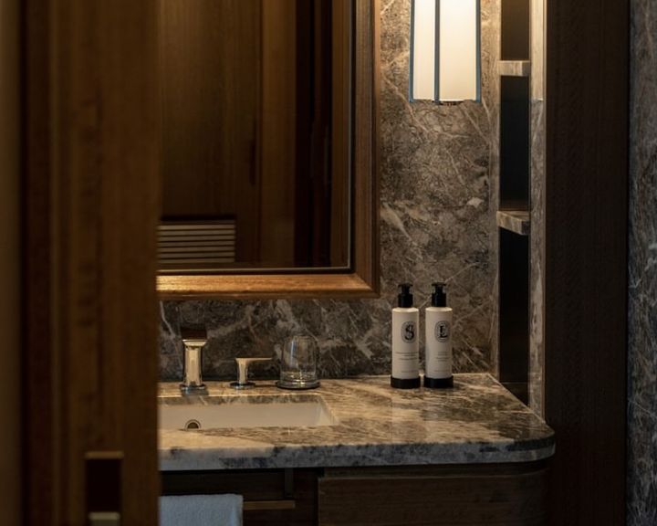 [서울=뉴시스] 29일 자원절약재활용촉진법 개정안이 시행된 가운데, 이를 두고 누리꾼들의 의견이 분분하다. 사진은 시그니엘 호텔이 사용하는 다회용기. (사진=시그니엘 공식 인스타그램) 2024.03.29. *재판매 및 DB 금지