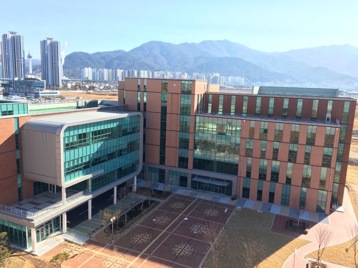 [양산=뉴시스] 양산시 첨단의생명융합센터 전경. (사진=양산시 제공) 2024.04.01. photo@newsis.com *재판매 및 DB 금지