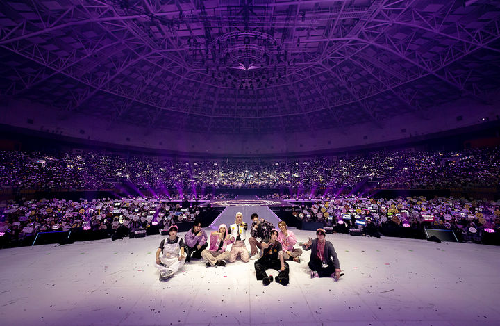 [서울=뉴시스] 그룹 '스트레이 키즈(Stray Kids)' 네 번째 공식 팬미팅 '스키즈의 마법 학교(SKZ'S MAGIC SCHOOL)'. (사진=JYP엔터테인먼트 제공) 2024.04.01. photo@newsis.com *재판매 및 DB 금지