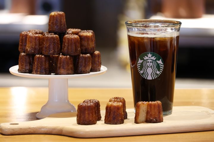 쁘띠 까눌레 제품 모습.(사진=스타벅스 코리아 제공) *재판매 및 DB 금지