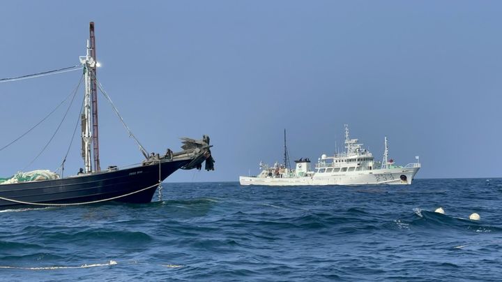 불법어구 철거 관련 국가어업지도선 안전관리 현장. (사진=해양수산부 제공) *재판매 및 DB 금지