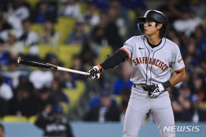 [로스앤젤레스=AP/뉴시스] 메이저리그(MLB) 샌프란시스코 자이언츠의 이정후. 2024.04.03