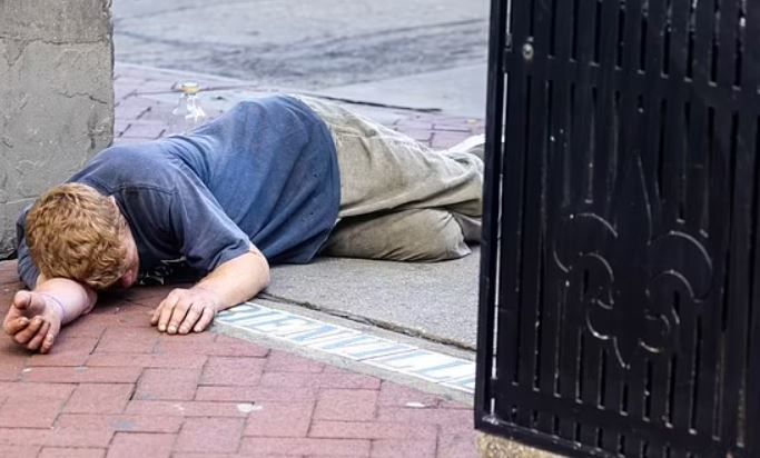 [서울=뉴시스]동물 진정제와 펜타닐 등이 결합된 형태의 강력한 신종 마약이 미국에서 유통되고 있어 우려의 목소리가 나오고 있다. (사진=데일리메일 캡처) 2024.04.04 *재판매 및 DB 금지