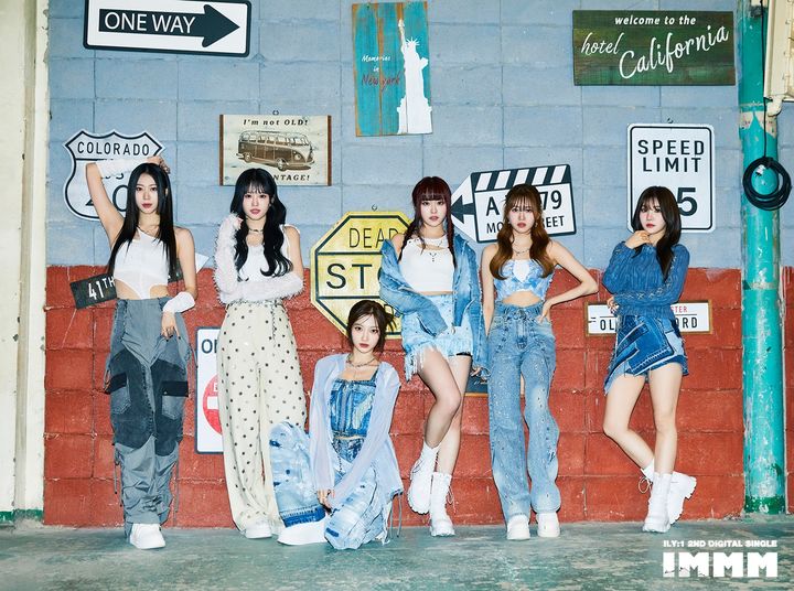 [서울=뉴시스] 걸그룹 '아일리원(ILY:1)'이 4일 정오 두 번째 디지털 싱글 '아이 마이 미 마인(IMMM)'을 발매했다. (사진=에프씨이엔엠 제공) 2024.04.04. photo@newsis.com *재판매 및 DB 금지