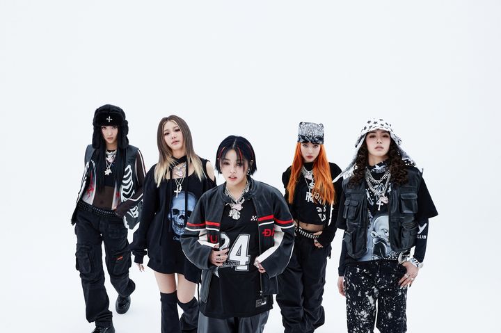 [서울=뉴시스] 영파씨. (사진 = RBW, DSP 미디어 제공) 2024.04.08. photo@newsis.com *재판매 및 DB 금지