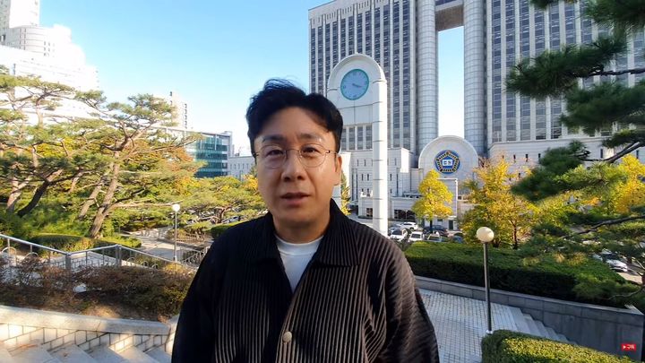 [서울=뉴시스]유튜브 채널 '빚쟁이구조대 - 개인회생 파산 채무조정'는 지난해 10월27일 '베트남에선 10억 사기 당하고 귀국 후 한국에선 5억 빚쟁이가 된 청년 이야기'라는 제목의 영상을 올렸다. (사진=빚쟁이구조대 채널 캡처) 2024.04.10. photo@newsis.com *재판매 및 DB 금지