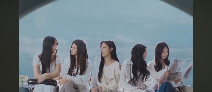 [서울=뉴시스] 뉴진스 '버블검' 삽입 샴푸 CF. (사진 = 가오재팬 유튜브 채널 캡처) 2024.04.10. photo@newsis.com *재판매 및 DB 금지