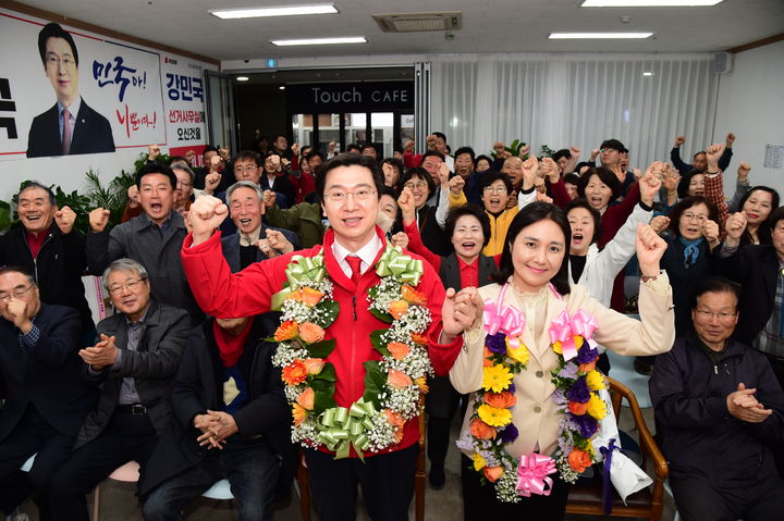 진주을 국힘 강민국 "민심의 목소리를 가슴에 담겠다"