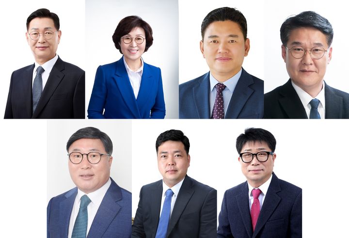 [대전충남=뉴시스] 지난 10일 22대 국회의원선거와 함께 치러진 대전충남 7개 선거구 재·보궐 선거에서 당선된 7인. 사진 윗줄 왼쪽부터 김제선, 최옥술, 조은석, 홍기후, 이정우, 노승호, 조덕연.(사진=중앙선거관리위원회) 2024.04.11.  *재판매 및 DB 금지