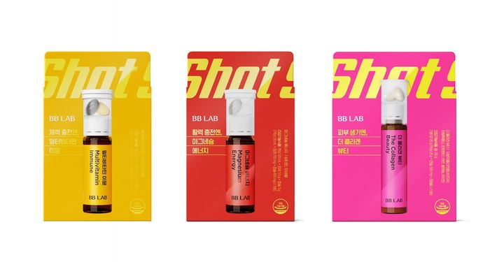 [서울=뉴시스] 11일 이너뷰티 전문 브랜드 비비랩은 바쁘고 피곤한 현대인들을 위해 한 샷으로 간편하게 건강을 챙길 수 있는 이중 제형 멀티비타민 3종을 출시했다고 밝혔다. (사진=비비랩 제공) 2024.04.11. photo@newsis.com *재판매 및 DB 금지