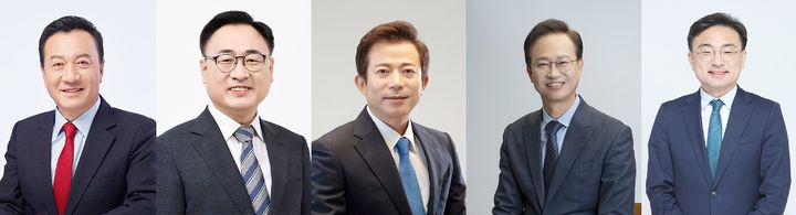 [청주=뉴시스]22대 총선 충북대 출신 당선인(왼쪽부터 엄태영, 이광희, 이강일, 송재봉, 신장식).&nbsp; *재판매 및 DB 금지