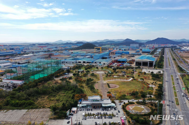 [영암=뉴시스] 영암 대불산단. *재판매 및 DB 금지