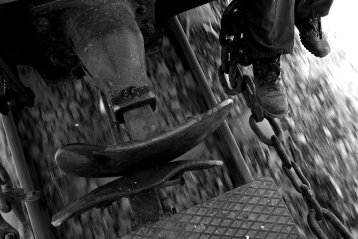 [서울=뉴시스] 박진희 기자 = '3.1415926535.... 공전하는 인연' 사진전. (사진= 이정용 사진가 제공) 2024.04.15. photo@newsis.com *재판매 및 DB 금지