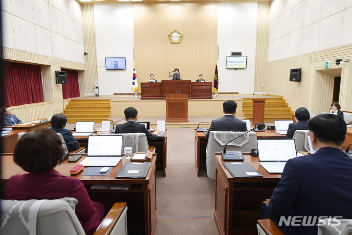 연천군의회 임시회 개회…22개 안건 심의