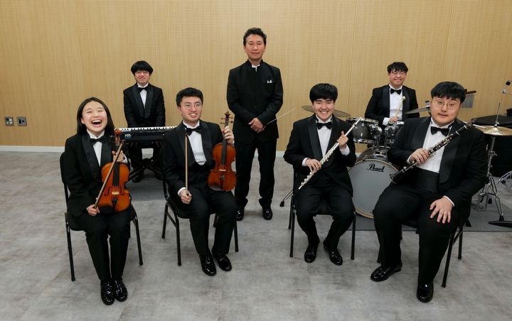 [제주=뉴시스] 제주도교육청 장애인 오케스트라 '핫빛(HeartBeat)'. (사진=제주도교육청 제공) *재판매 및 DB 금지