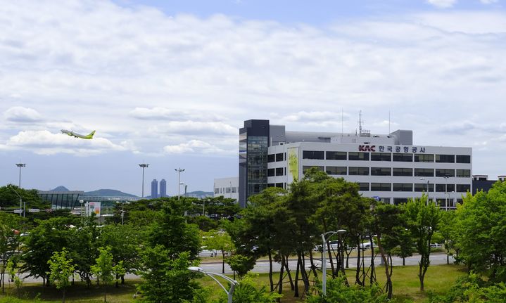 공석 2년 넘긴 한국공항공사 사장...공개모집 돌입 - 뉴스 썸네일 이미지
