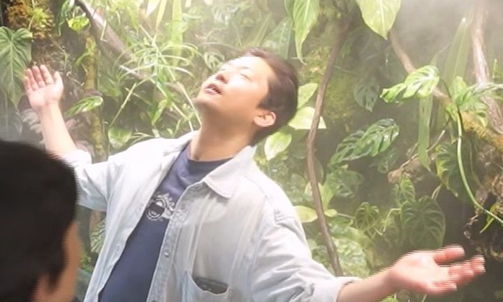 [서울=뉴시스] 19일 오후 11시10분 방송되는 MBC TV 예능물 '나 혼자 산다'에서는 비바리움 취미를 공유하는 코드 쿤스트와 김대호의 일상이 그려진다. (사진=MBC '나 혼자 산다' 제공) 2024.04.18. photo@newsis.com *재판매 및 DB 금지