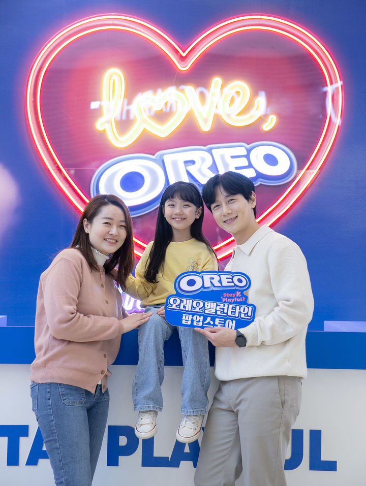 밸런타인데이 시즌을 맞이해 오픈한 팝업스토어.(사진=동서식품 제공) *재판매 및 DB 금지