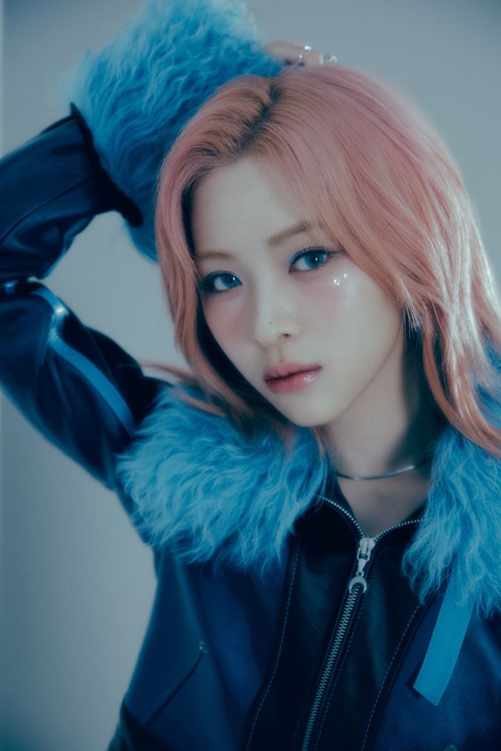 [서울=뉴시스] 있지 류진. (사진 = JYP엔터테인먼트 제공) 2024.04.19. photo@newsis.com *재판매 및 DB 금지