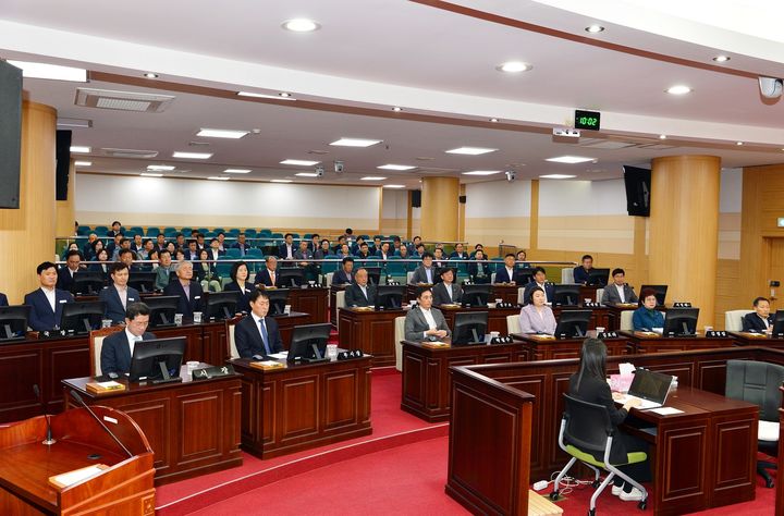 [광양=뉴시스] 22일 전남 광양시의회에서 제326회 임시회 제2차 본회의가 열리고 있다. (사진=의회 제공) 2024.04.22. photo@newsis.com *재판매 및 DB 금지