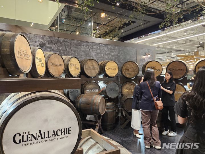 [서울=뉴시스] 류난영 기자= 글렌알라키 인 서울 바이 빌리워커 팝업스토어.