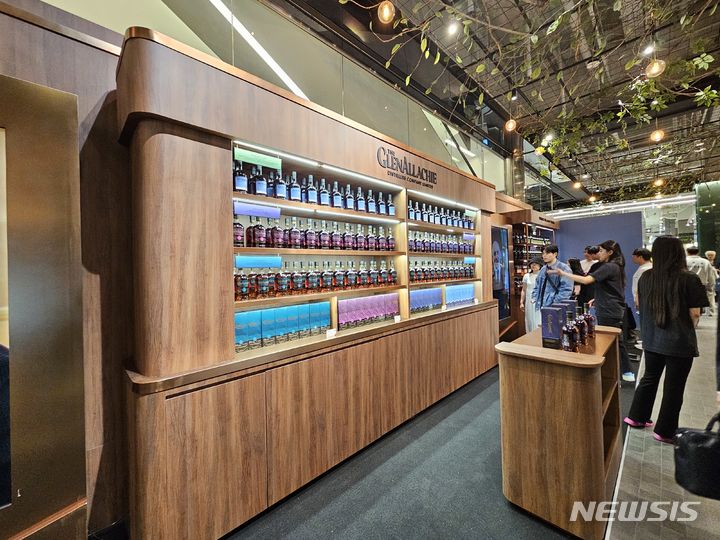 [서울=뉴시스] 류난영 기자= 글렌알라키 인 서울 바이 빌리워커 팝업스토어. 