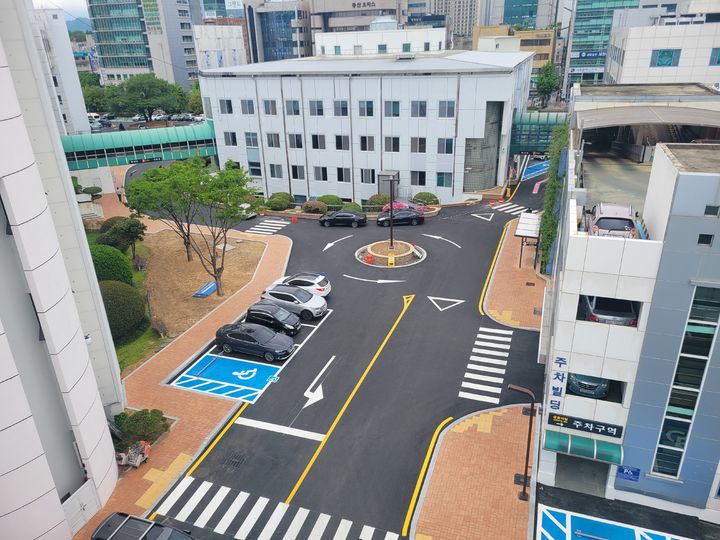 [창원=뉴시스] 경남 창원시청사 부설주차장 교통체계 개편 현장. (사진=창원시청 제공). 2024.04.23. photo@newsis.com *재판매 및 DB 금지