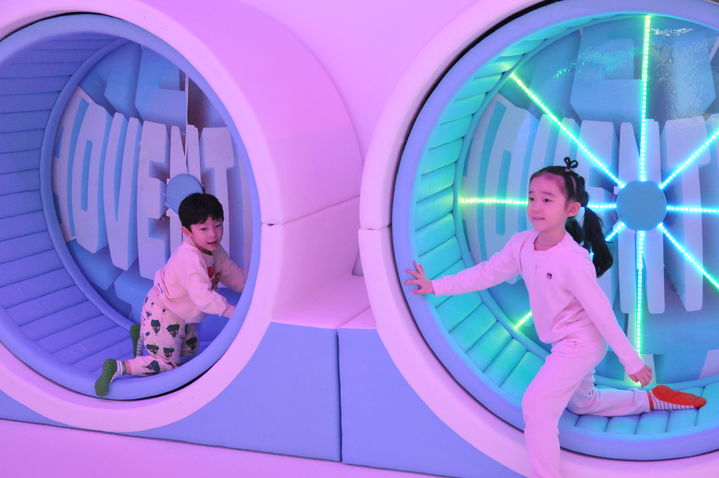 [대구=뉴시스] 1000평 규모의 대구 최대 키즈파크 '메타시티'가 롯데백화점 대구점에 문을 열었다. (사진 = 롯데백화점 제공) 2024.04.24. photo@newsis.com *재판매 및 DB 금지