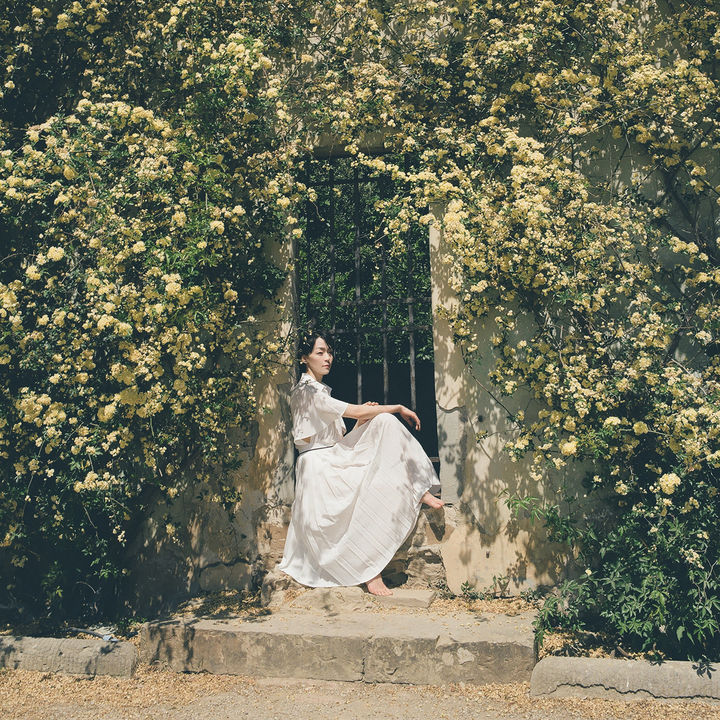 [서울=뉴시스] 김윤아. (사진 = 인터파크 엔터테인먼트 제공) 2024.04.25. photo@newsis.com *재판매 및 DB 금지