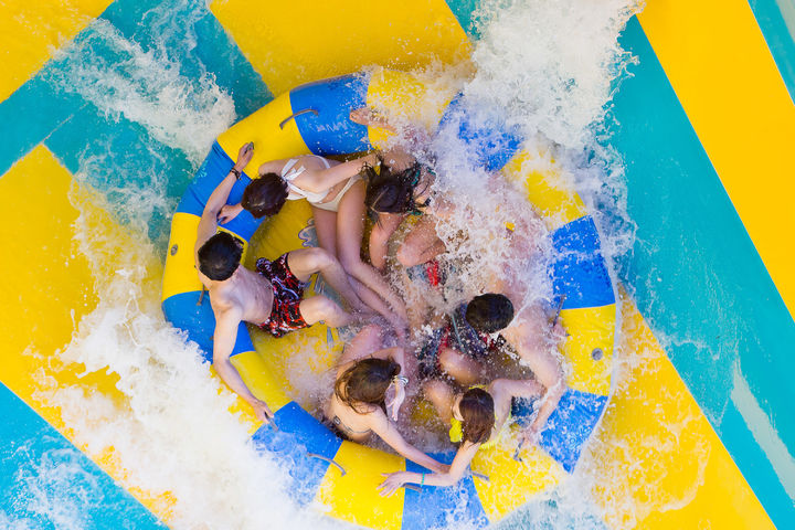 [부산=뉴시스] 더블스윙 슬라이드 (사진=롯데워터파크 제공) 2024.04.25. photo@newsis.com *재판매 및 DB 금지
