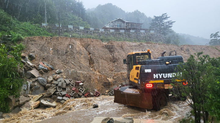 지난해 7월 태풍 카눈으로 인해 피해를 입은 양양군 강현면 일대 모습. 양양군 제공 *재판매 및 DB 금지