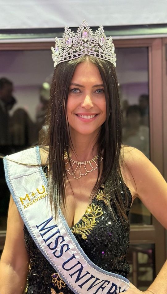 [서울=뉴시스] 아르헨티나의 60대 여성이 미인대회에서 우승을 차지해 화제다. (사진= 엑스(구 트위터 캡처)) *재판매 및 DB 금지