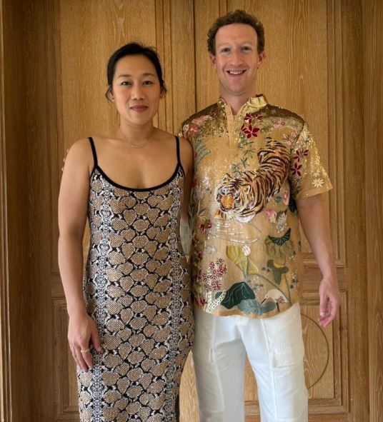 회색 티셔츠만 입던 마크 저커버그 메타 최고경영자(CEO)의 최근 패션이 달라져 화제가 됐다(사진= 저커버그 인스타그램 갈무리) *재판매 및 DB 금지